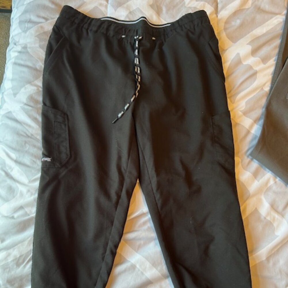 Grey's Anatomy scrubs